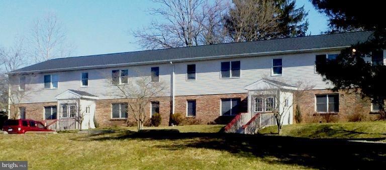 43 Koncer Dr unit 4, Martinsburg, WV 25404 - photo 1