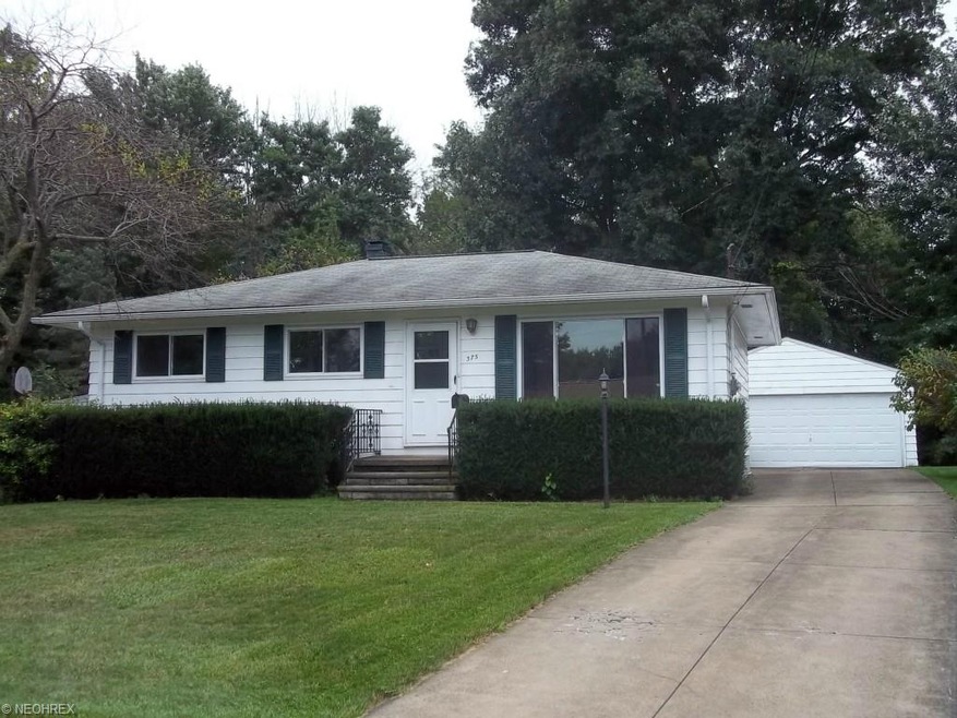 375 Erieview Blvd, Sheffield Lake, OH 44054 - photo 1