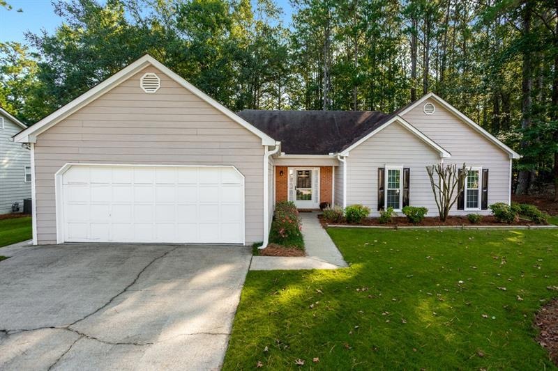 Welcome Home! This adorable 3 bedroom 2 bath home 