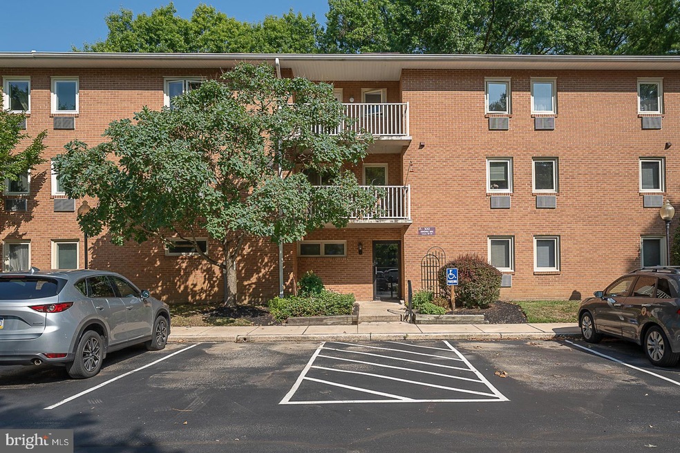 300 Winding Way unit B24, Downingtown, PA 19335 - photo 1