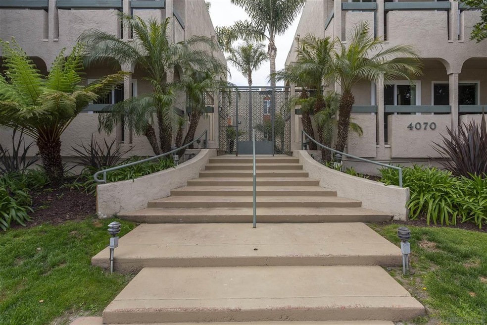 4070 Riviera Dr unit 3, San Diego, CA 92109 - photo 1