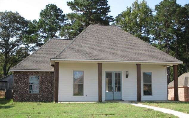 325 Saint Landry Dr, Pineville, LA 71360 - photo 1