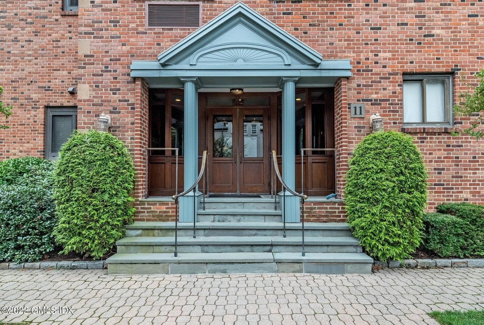 11 Lafayette Ct unit 4A, Greenwich, CT 06830 - photo 1