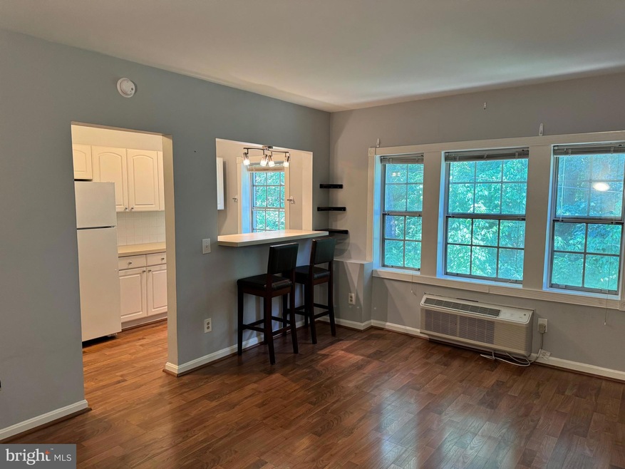 1905 N Rhodes St unit 39, Arlington, VA 22201 - photo 1