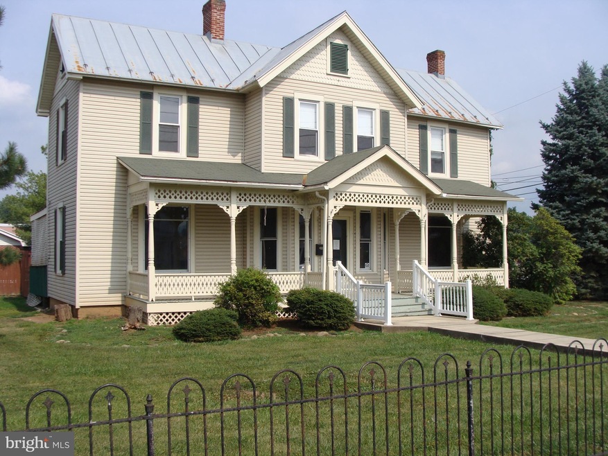 224 N Main St, Moorefield, WV 26836 - photo 1