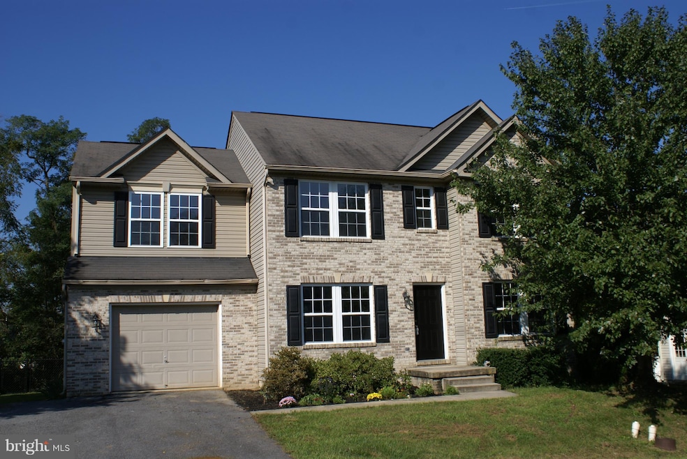 15111 Stone Ridge Rd, Greencastle, PA 17225 - photo 1