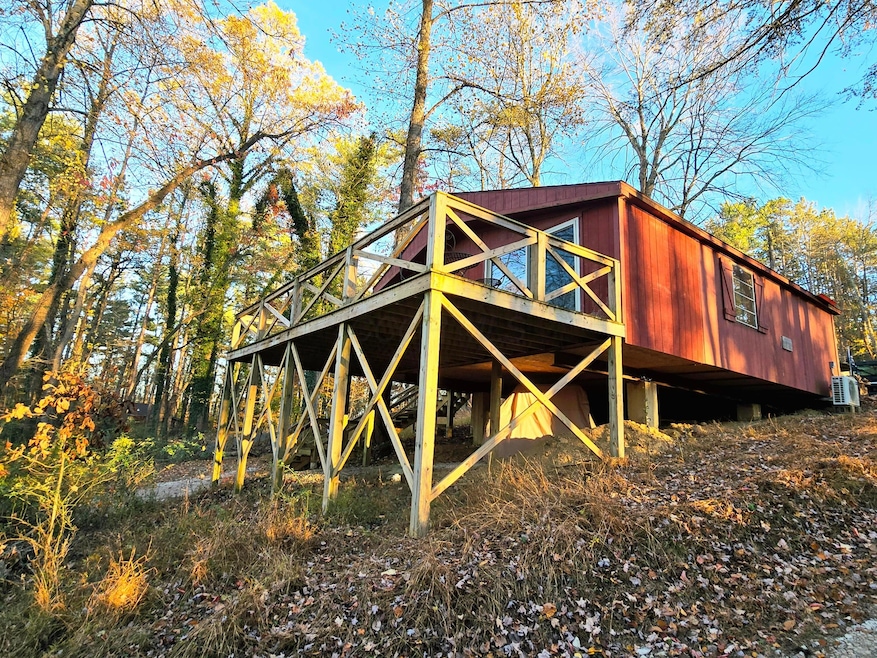 314 Chinook Ln, Hide-A-way Hills, OH 43107 - photo 1