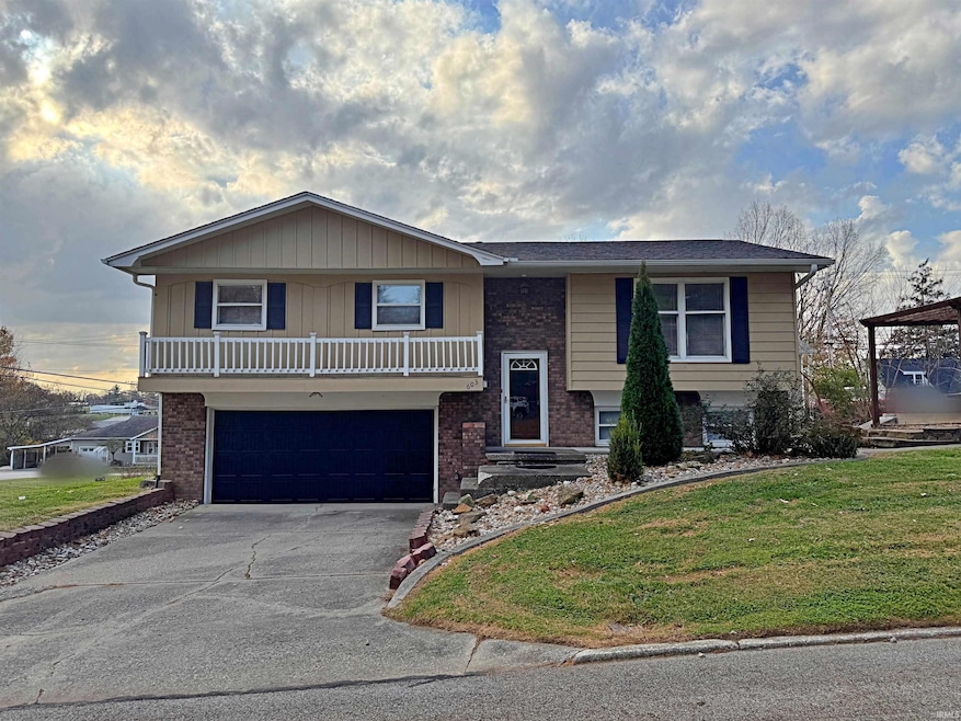 603 E John St, Washington, IN 47501 - photo 1