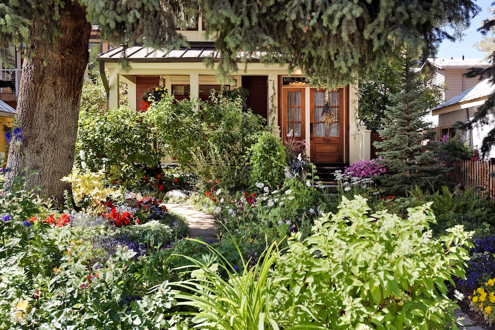 705 W Main St unit A, Aspen, CO 81611 - photo 1