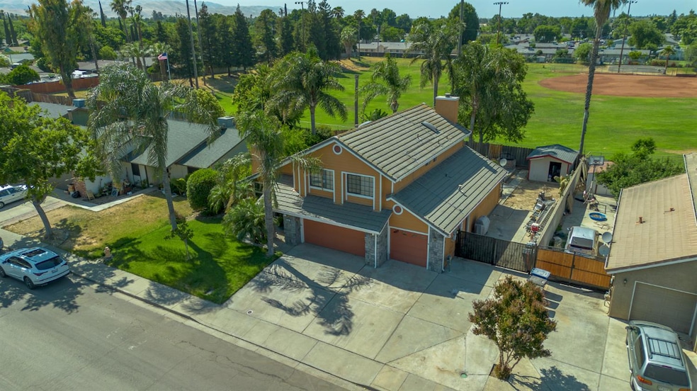 505 Berlin Way, Patterson, CA 95363 - photo 1