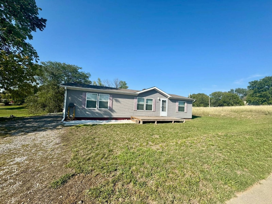 403 E 18th St, Concordia, KS 66901 - photo 1