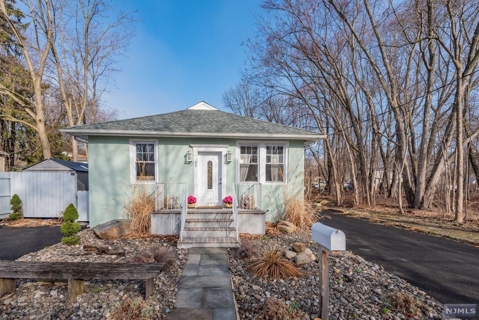 54 Grandview Ave, Oakland, NJ 07436 - photo 1