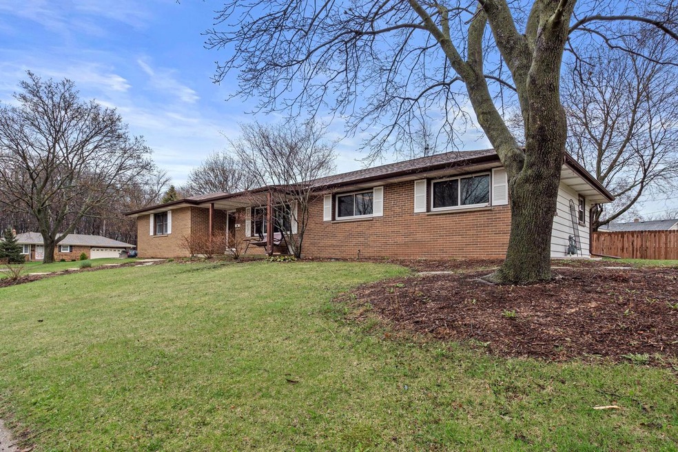 Spacious 4 Bed, 1.5 Bath Ranch