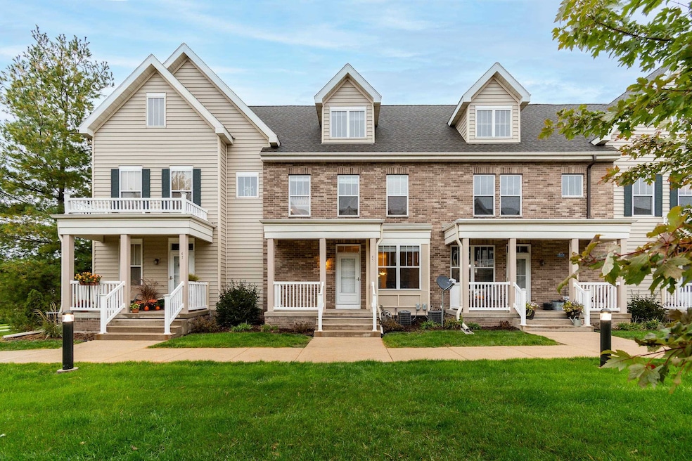 45 S Gardens, Fitchburg, WI 53711 - photo 1