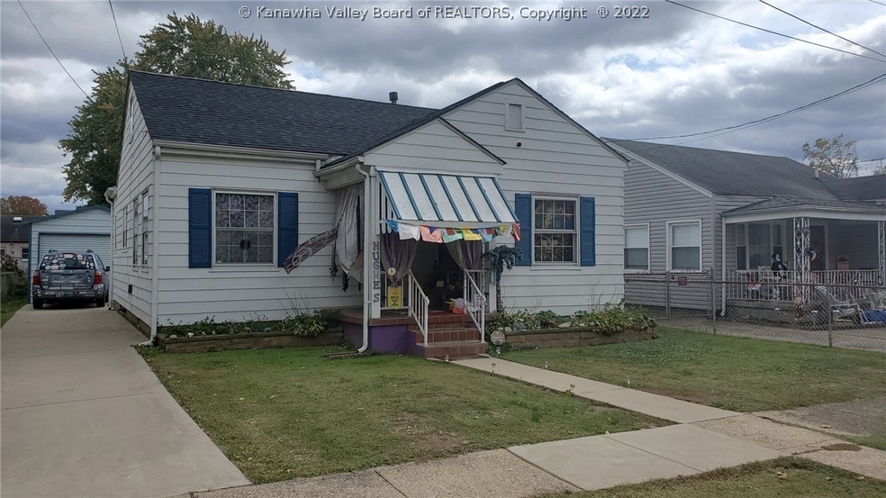 460 20th St, Dunbar, WV 25064 - photo 1