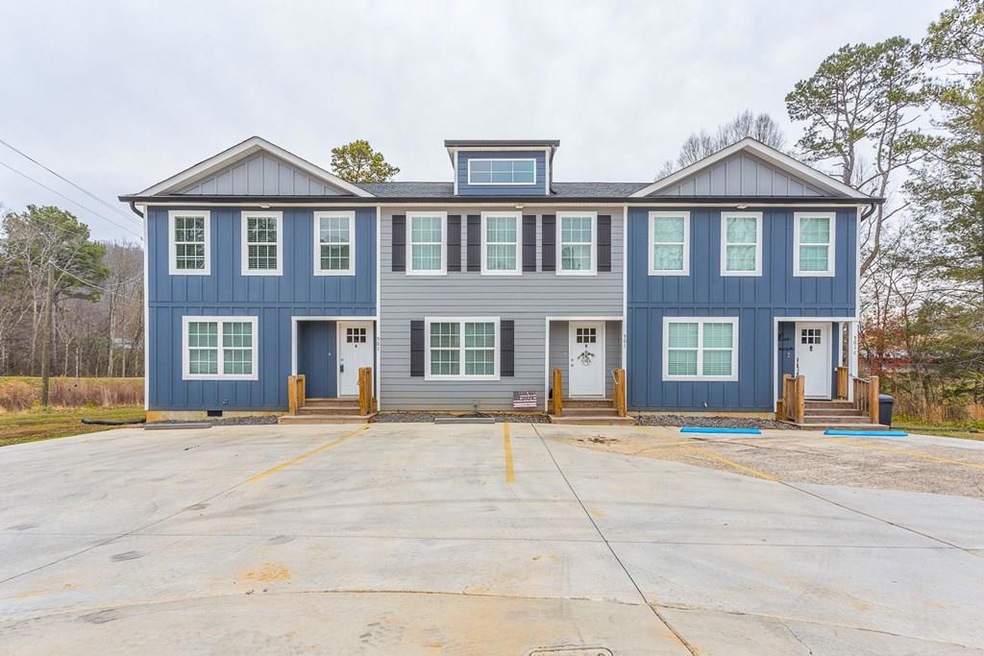 501 N Varnell Rd unit A, Tunnel Hill, GA 30755 - photo 1