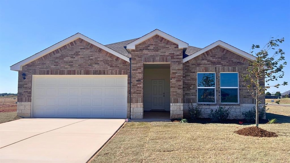 1255 Burlywood Ln, Piedmont, OK 73078 - photo 1