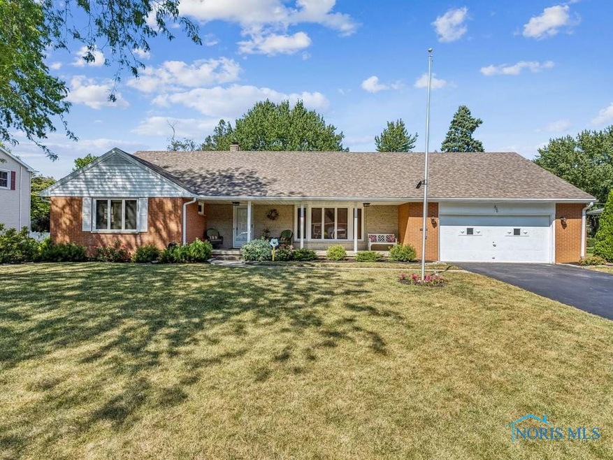 800 Hawthorne Rd, Findlay, OH 45840 - photo 1