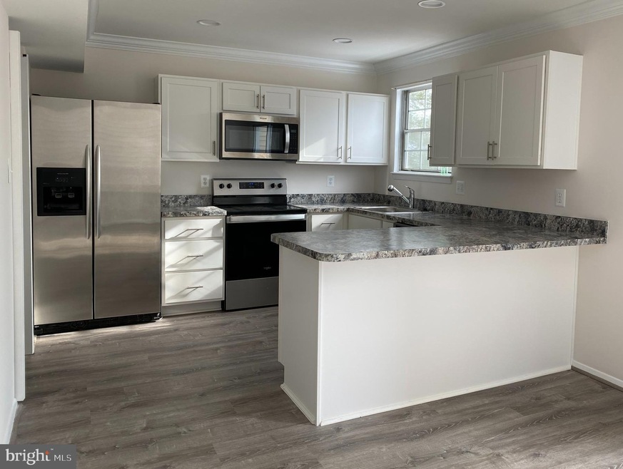 9407 Riverbrink Ct, Laurel, MD 20723 - photo 1