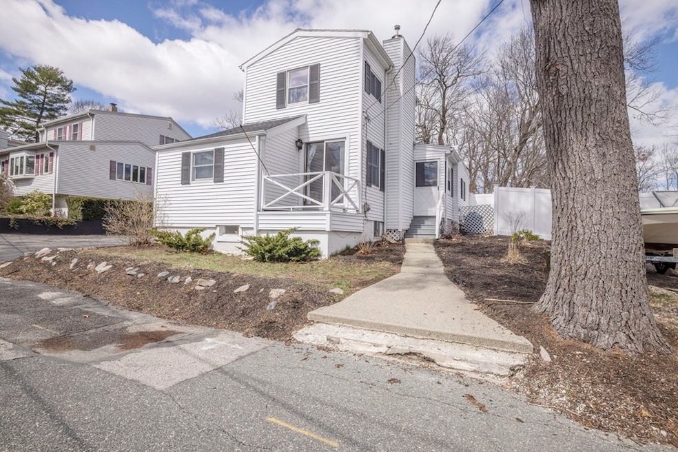 7 Beecher St, East Weymouth, MA 02189 - photo 1