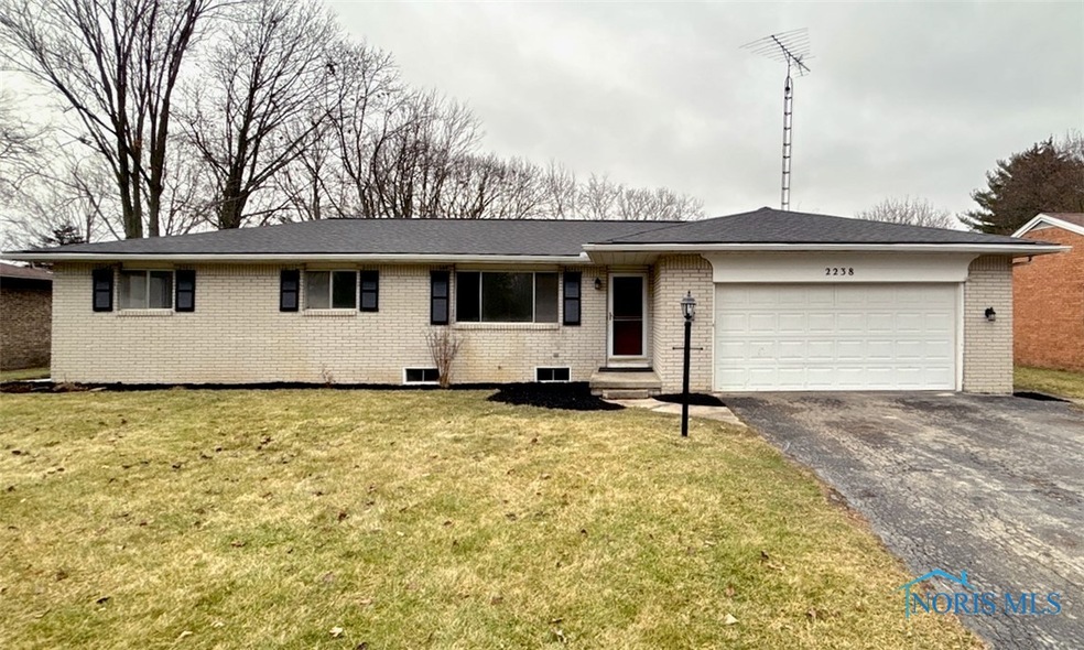 2238 N Kathy Ln, Genoa, OH 43430 - photo 1