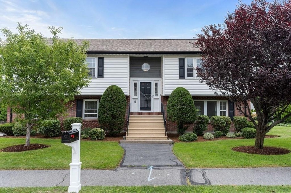 5 Nancy Ln, Waltham, MA 02452 - photo 1