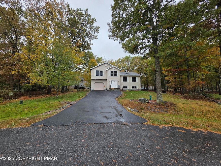 1001 Long Lake Rd, Tamiment, PA 18371 - photo 1