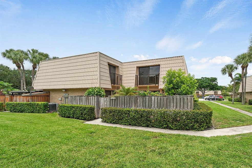 001-582358thWay-WestPalmBeach-FL-small