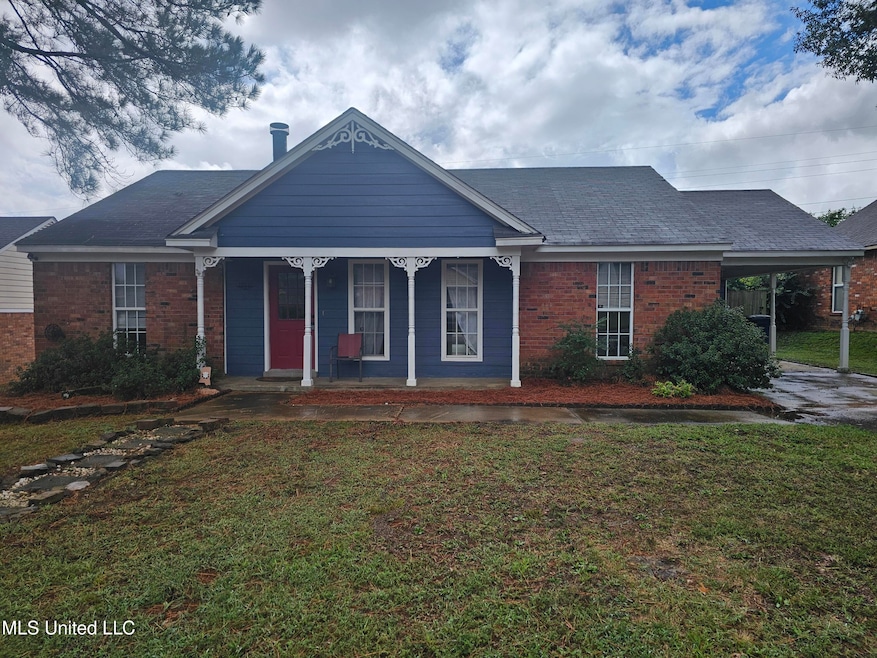 10155 Riggan Dr, Olive Branch, MS 38654 - photo 1