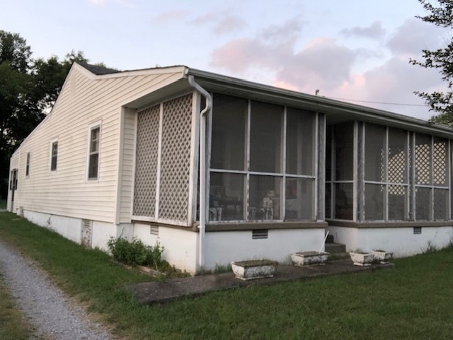 210 Austin Ave, Shelbyville, TN 37160 - photo 1