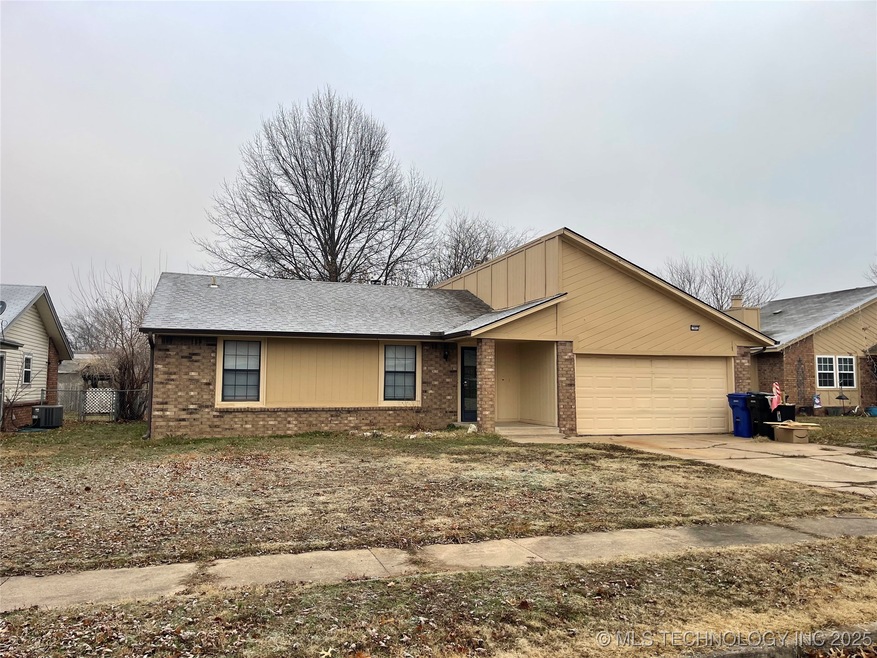 1902 W Ithica St, Broken Arrow, OK 74012 - photo 1