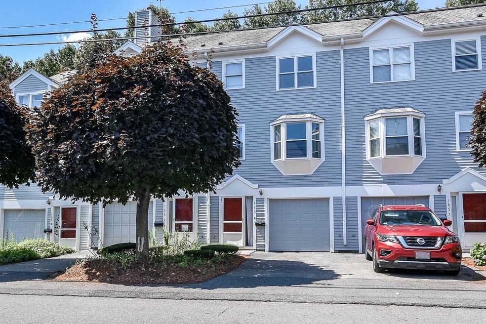 165 Old Colony Ave unit K, Quincy, MA 02170 - photo 1