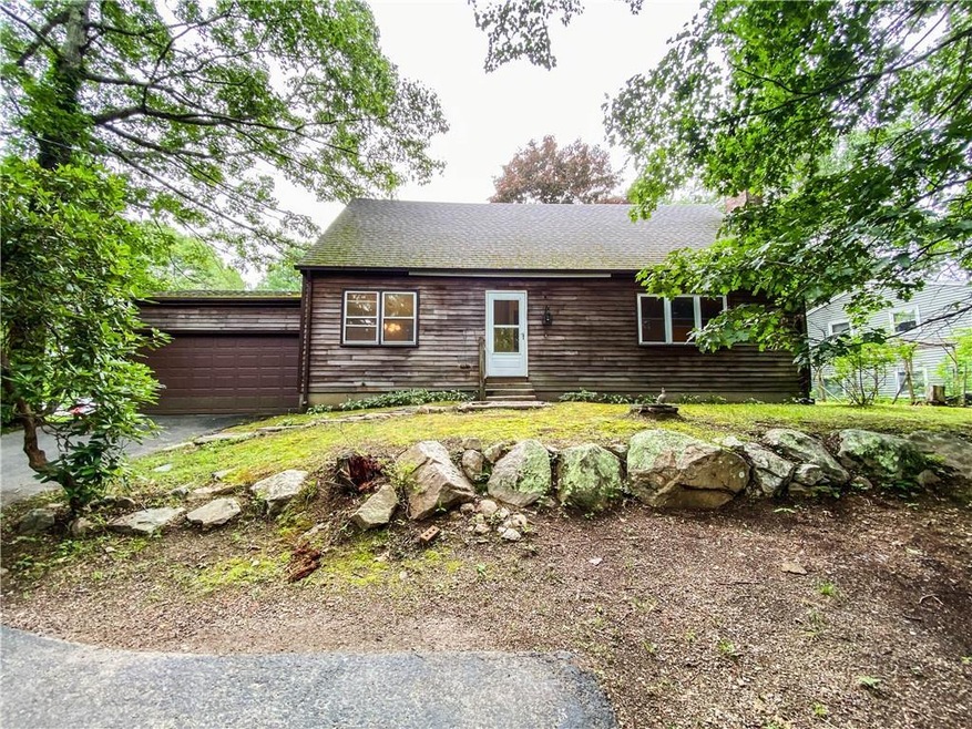 172 Greenwood Dr, Wakefield, RI 02879 - photo 1