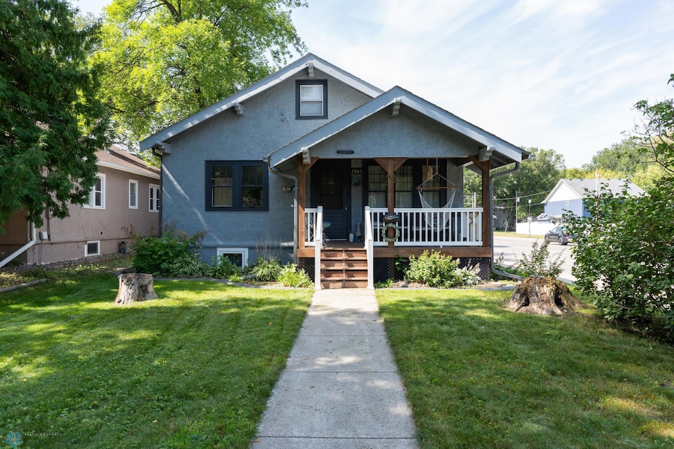 1301 10th St S, Fargo, ND 58103 - photo 1