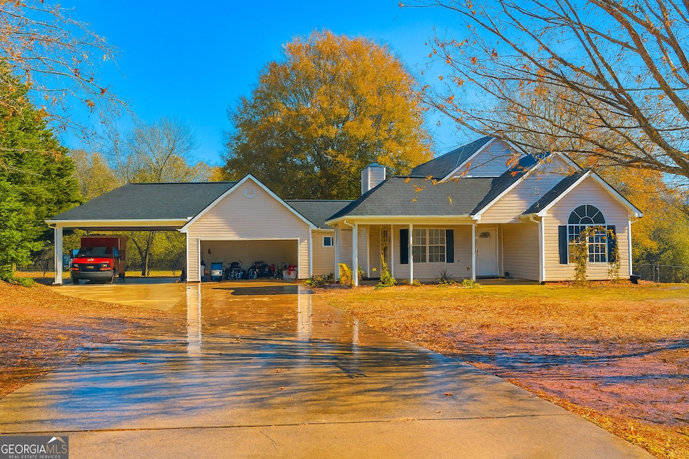1145 Larkspur Dr, Locust Grove, GA 30248 - photo 1