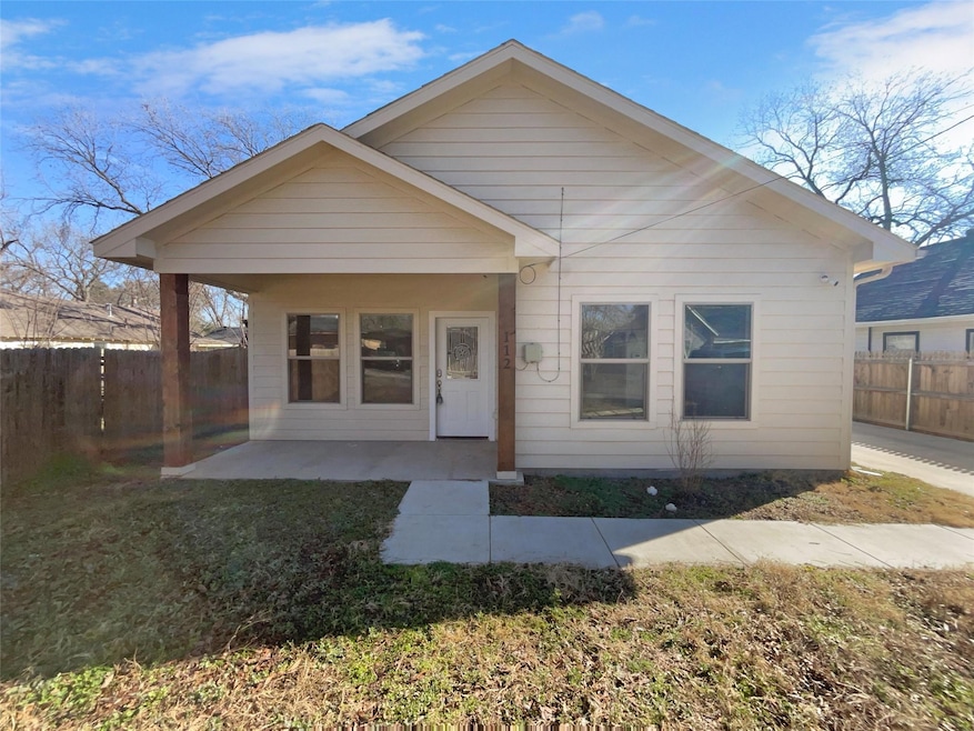 112 Harmon St, Cleburne, TX 76033 - photo 1