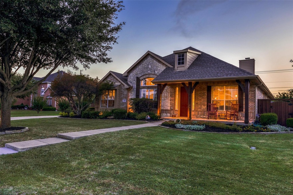 Well placed, one-third acre, cul-de-sac lot with a pool