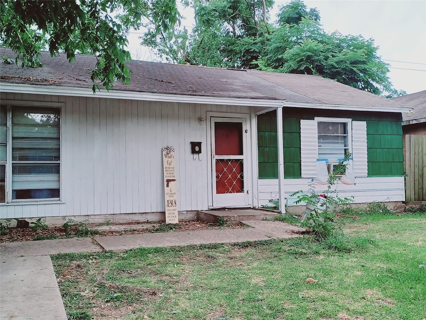6119 Beekman Rd, Houston, TX 77021 - photo 1