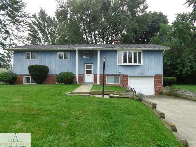 4737 Blackberry Ln, Lansing, MI 48917 - photo 1