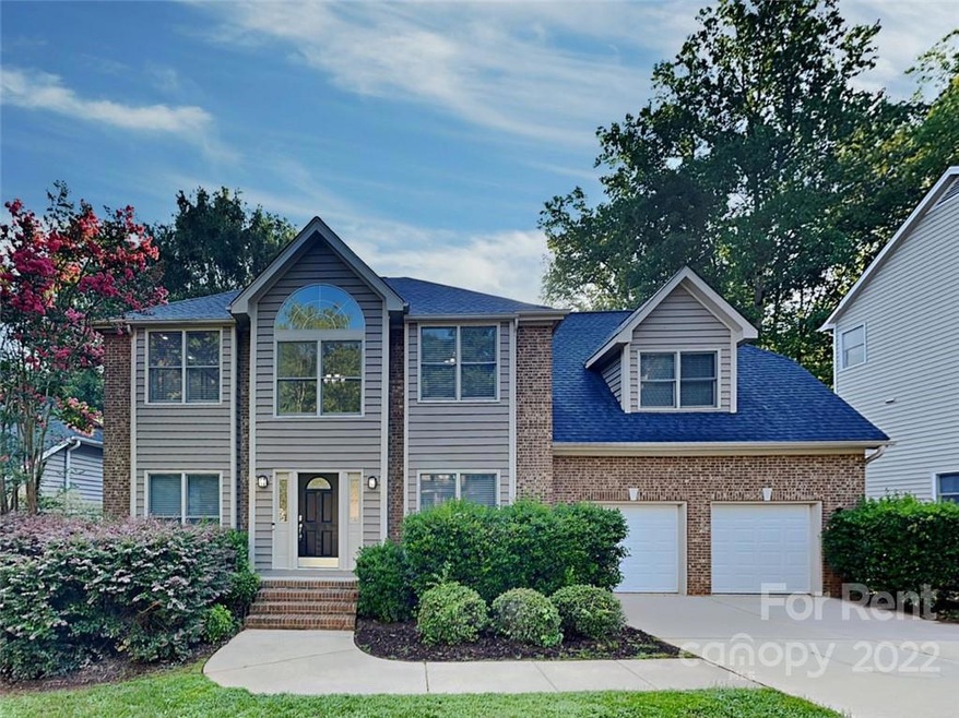 9117 Torrence Creek Ct, Huntersville, NC 28078 - photo 1