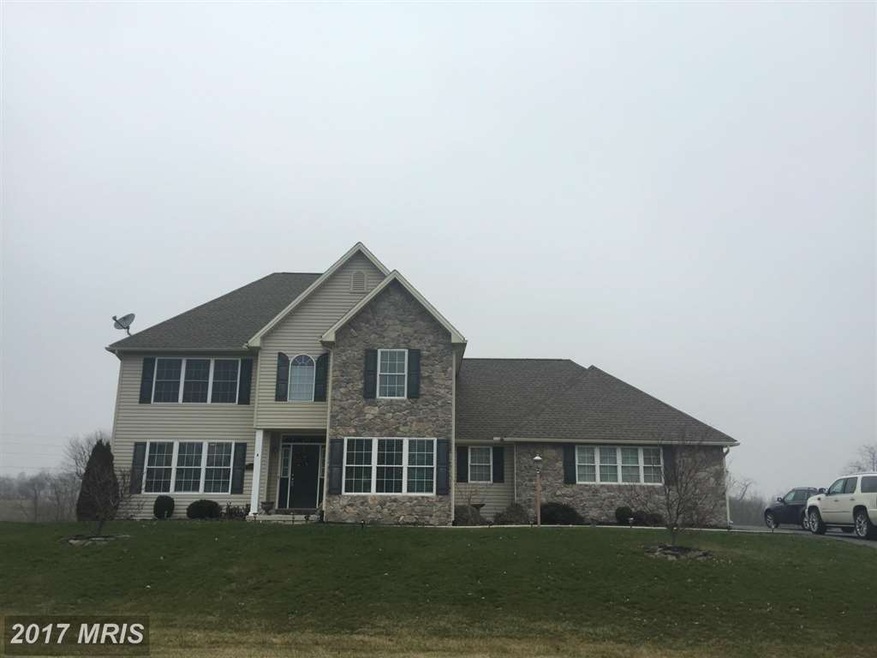 1451 Hunters Chase, Chambersburg, PA 17202 - photo 1