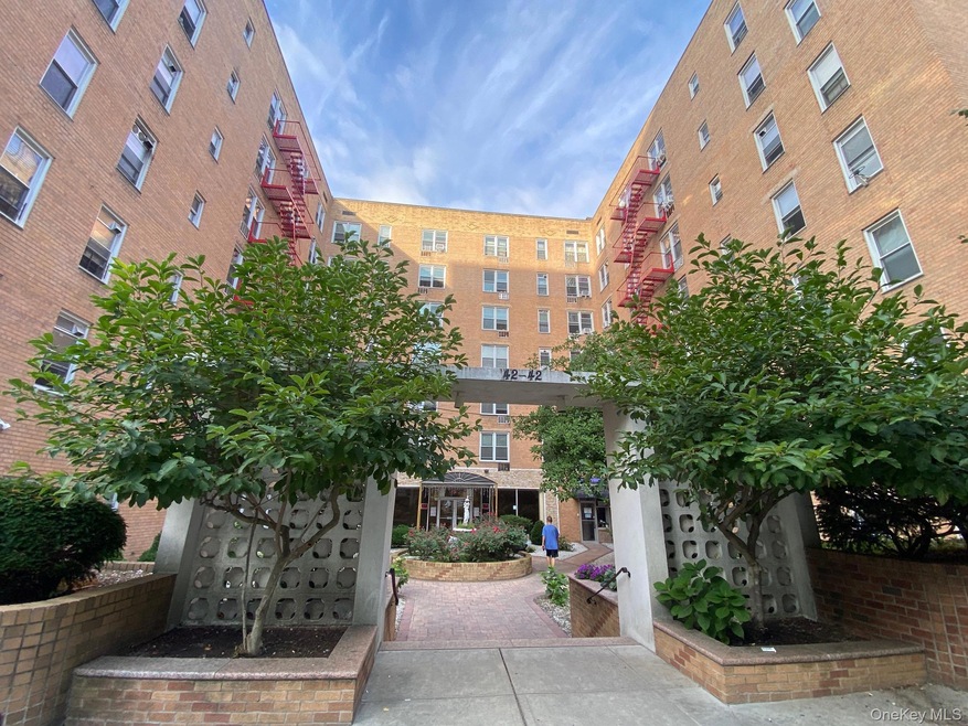 42-42 Colden St unit A7, Flushing, NY 11355 - photo 1
