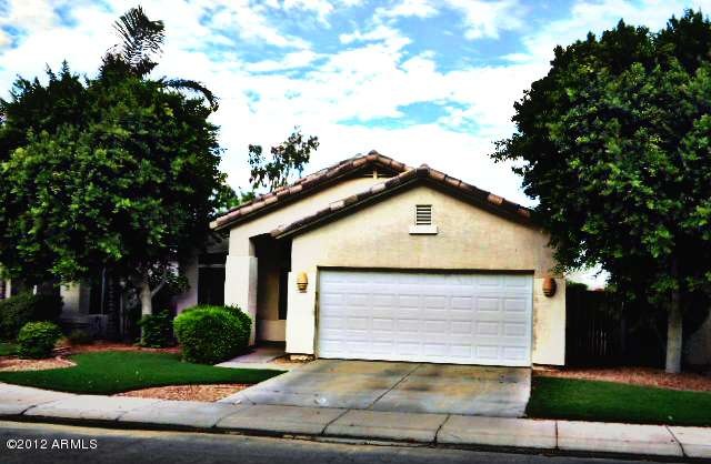 1 - Corona del Mar - Hollyhock Front