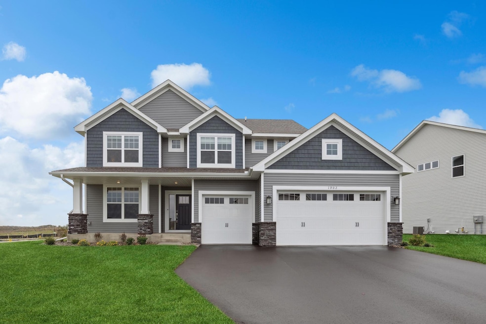 1902 Balsam Dr, Carver, MN 55315 - photo 1