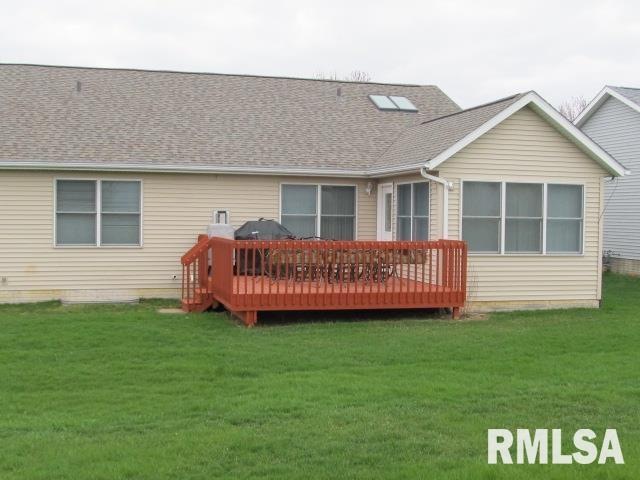 2128 W 59th St, Davenport, IA 52806 - photo 1