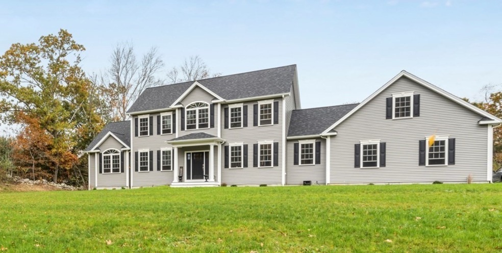 28 Plain St, Rehoboth, MA 02769 - photo 1