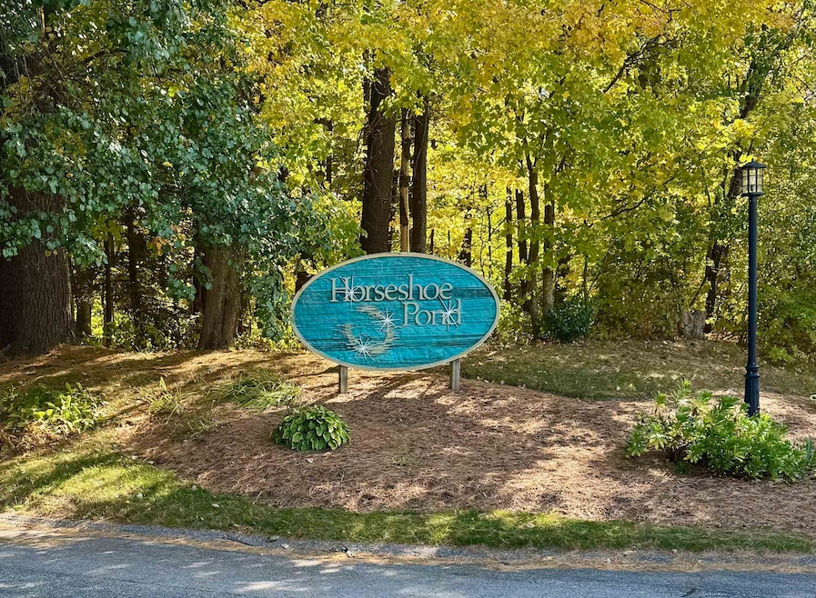 23 Pondview Dr, MerriMacK, NH 03054 - photo 1