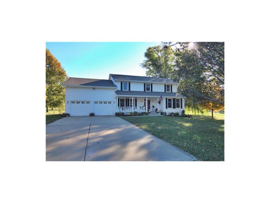 805 Raven, Raymore, MO 64083 - photo 1