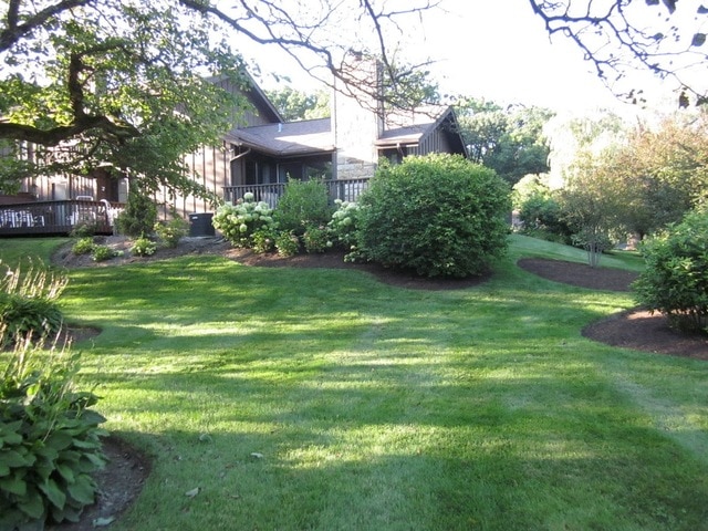 Welcome to 42W399 Hawthorne Ct