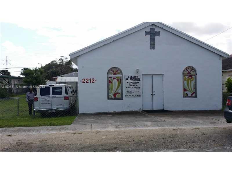 2212 Atlanta St, Hollywood, FL 33020 - photo 1